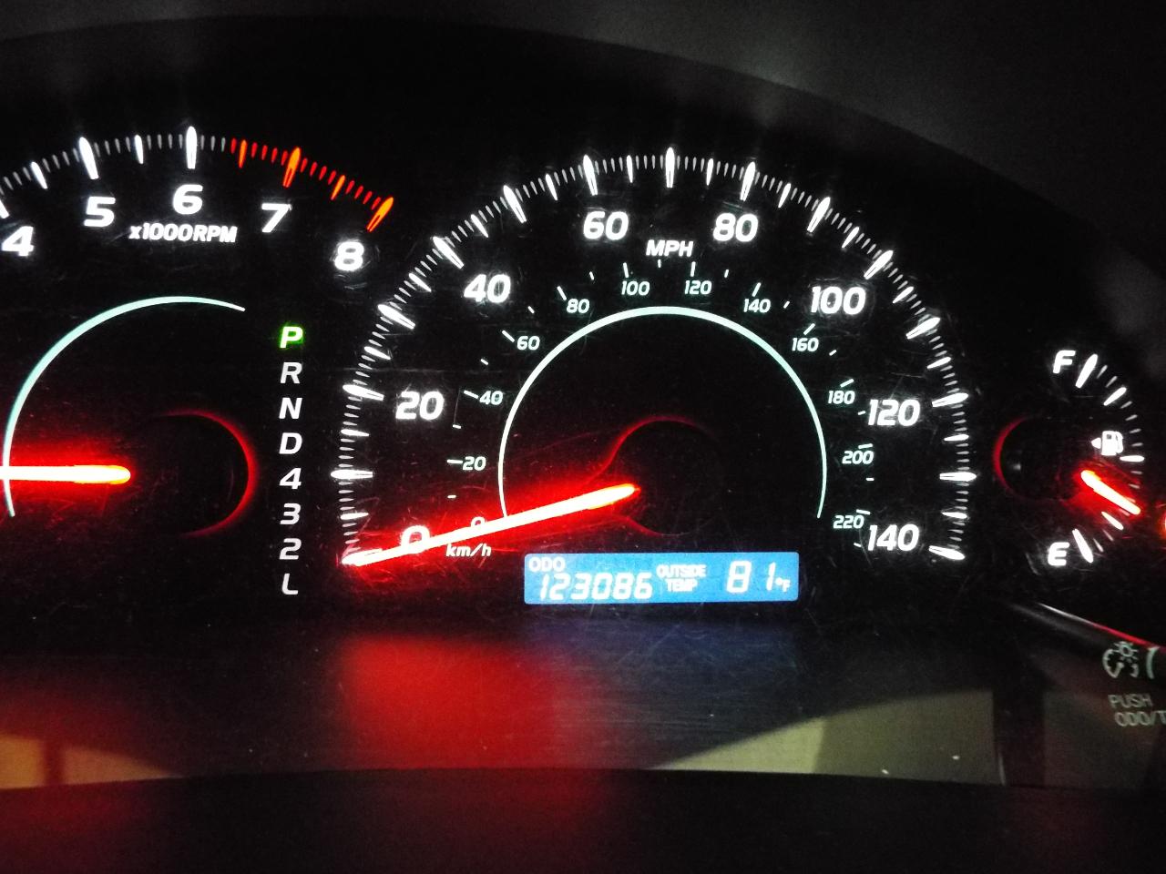 Toyota Camry LE 5-Spd AT 2009