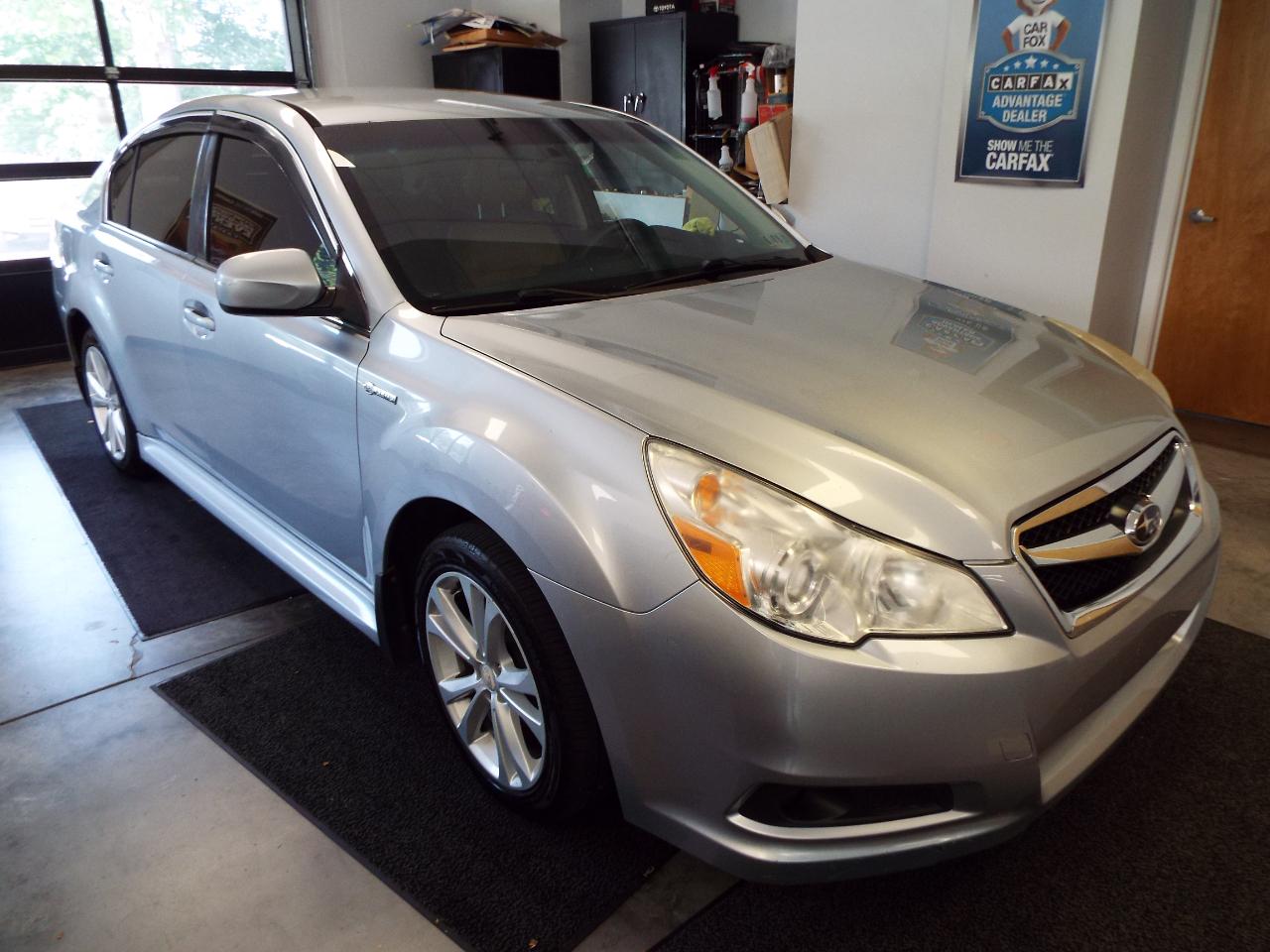 Subaru Legacy 2.5i 2012