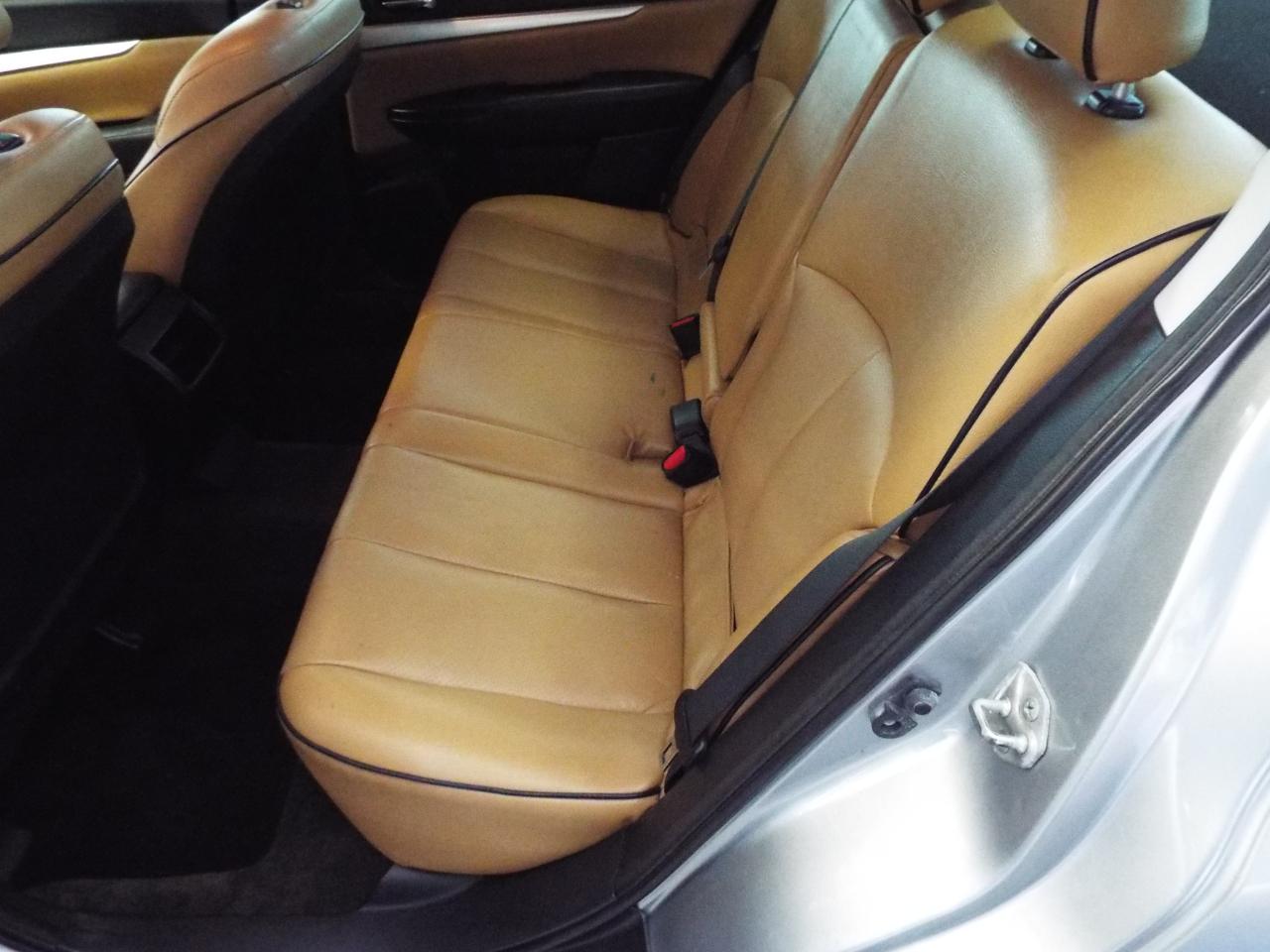 Subaru Legacy 2.5i 2012