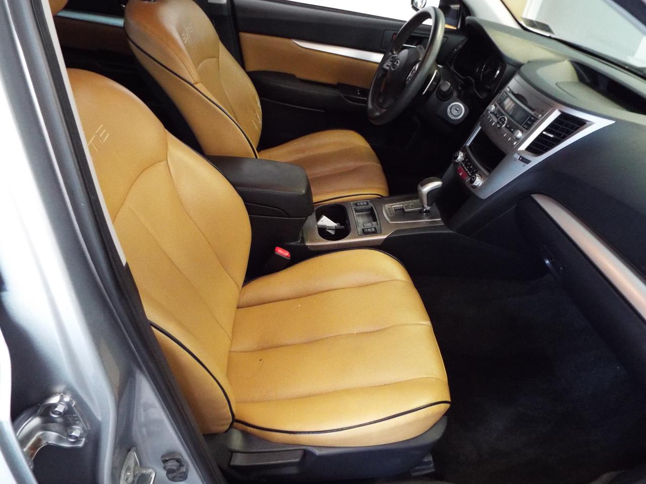 Subaru Legacy 2.5i 2012