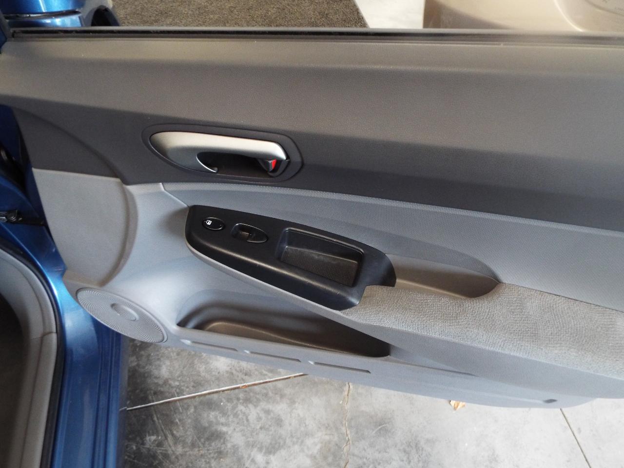 Honda Civic LX Sedan AT 2007