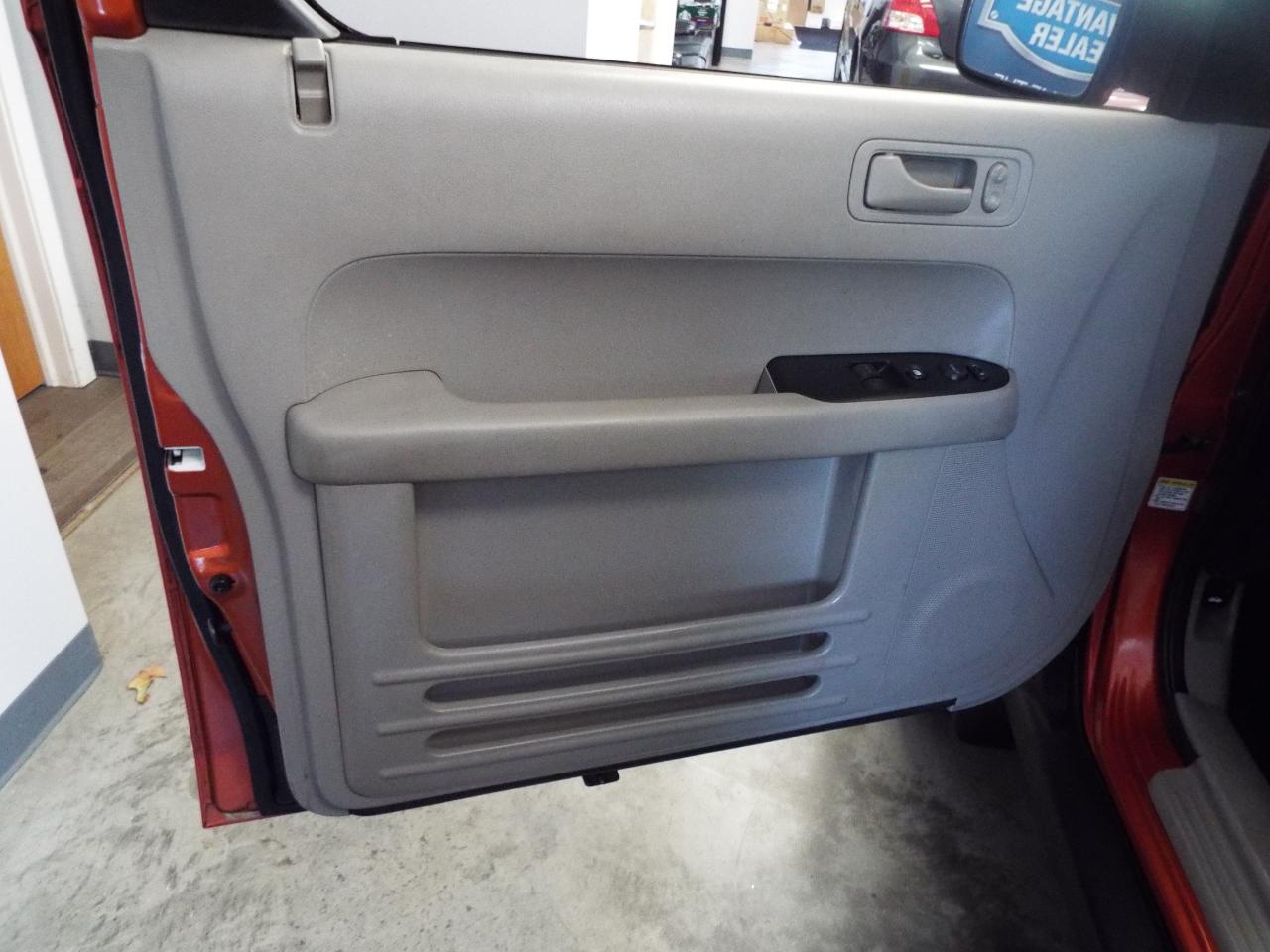 Honda Element EX 4WD 4-spd AT 2010