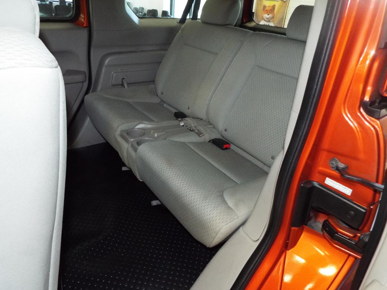 Honda Element EX 4WD 4-spd AT 2010
