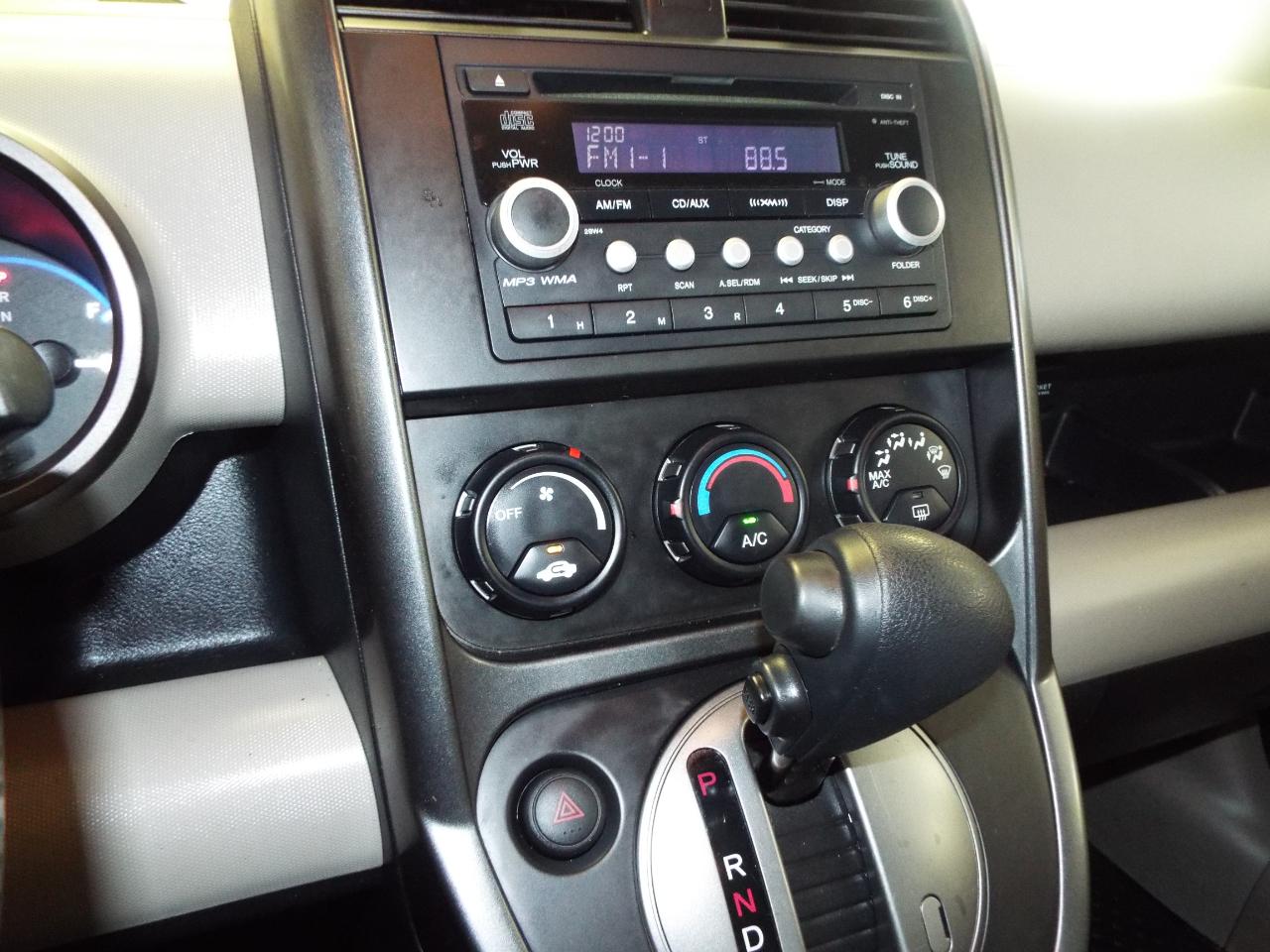 Honda Element EX 4WD 4-spd AT 2010
