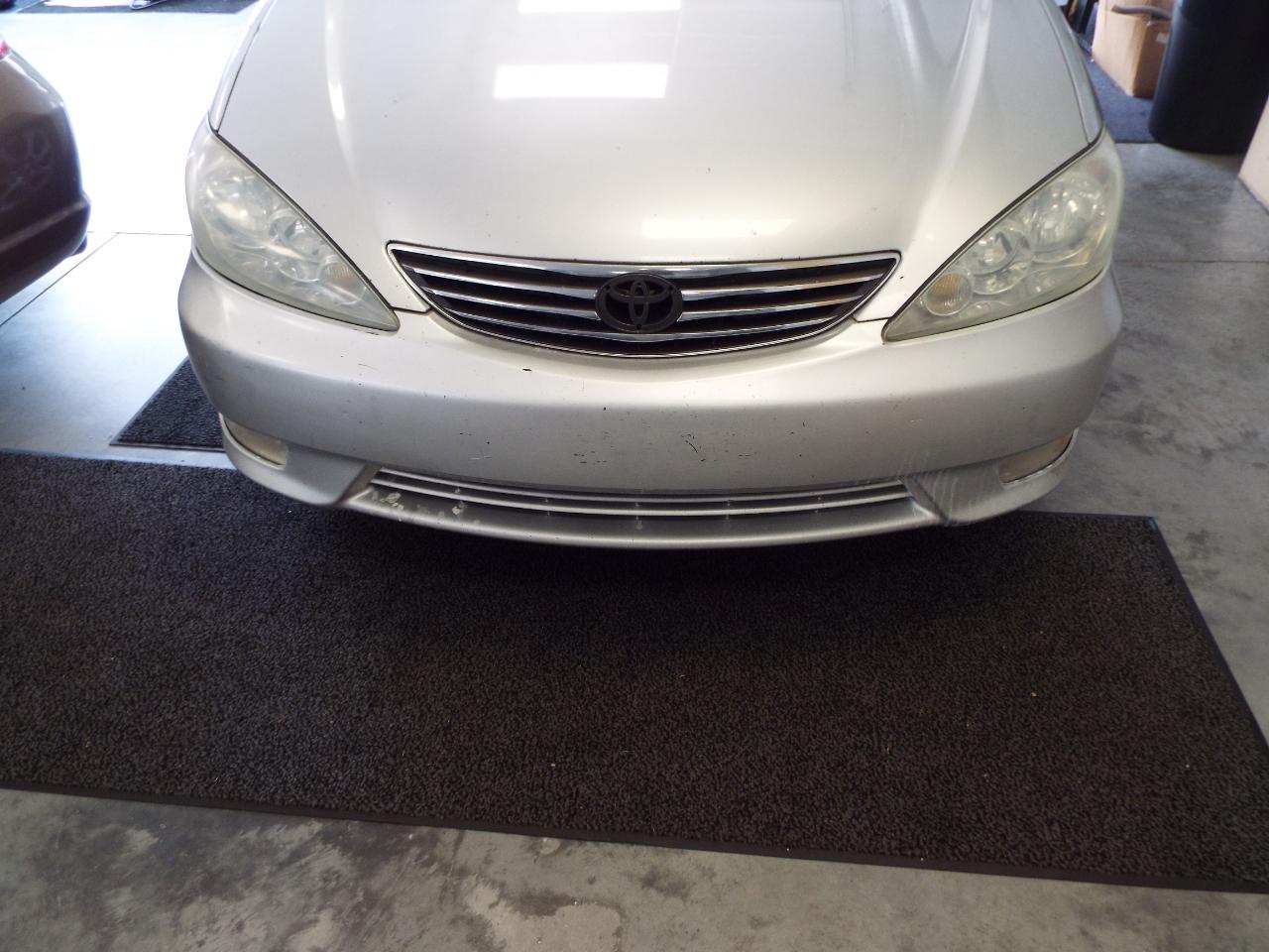Toyota Camry XLE V6 2005