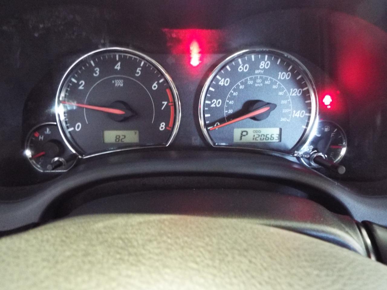 Toyota Corolla S 4-Speed AT 2012