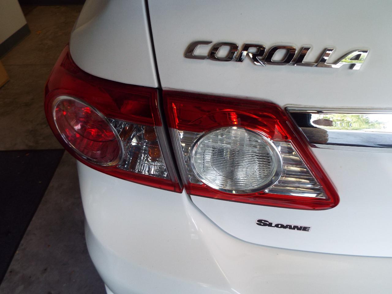 Toyota Corolla S 4-Speed AT 2012
