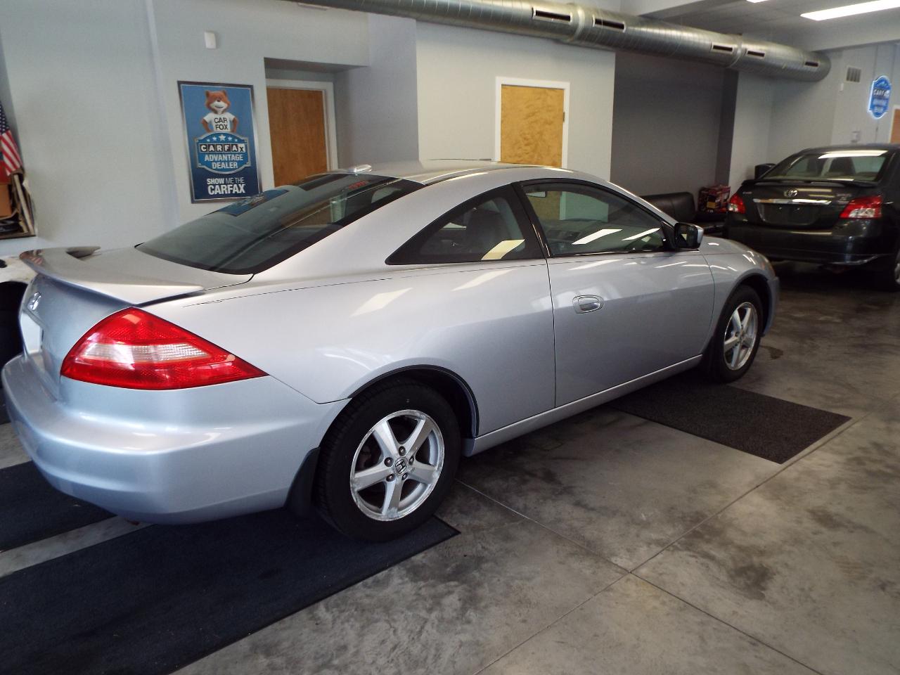 Honda Accord EX Coupe AT with Leather and XM Radio 2005