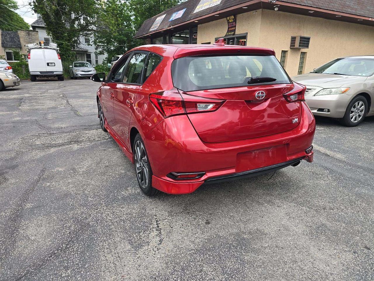 Scion iM 6M 2016