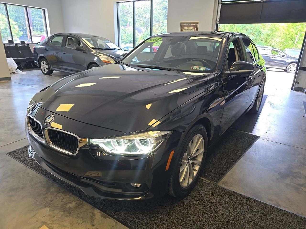 BMW 3-Series 320i xDrive Sedan 2018