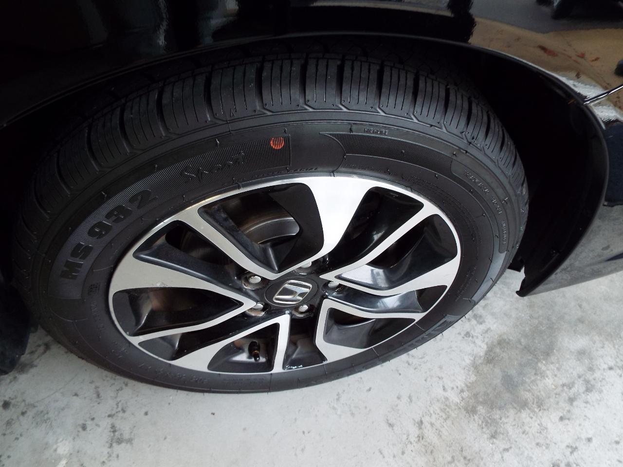 Honda Civic EX Coupe 5-Speed MT 2013