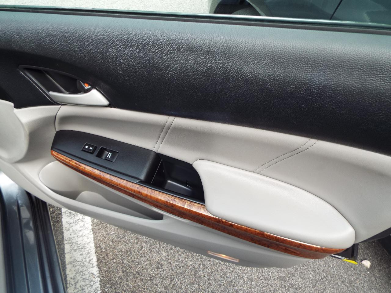 Honda Accord EX-L Sedan AT 2012