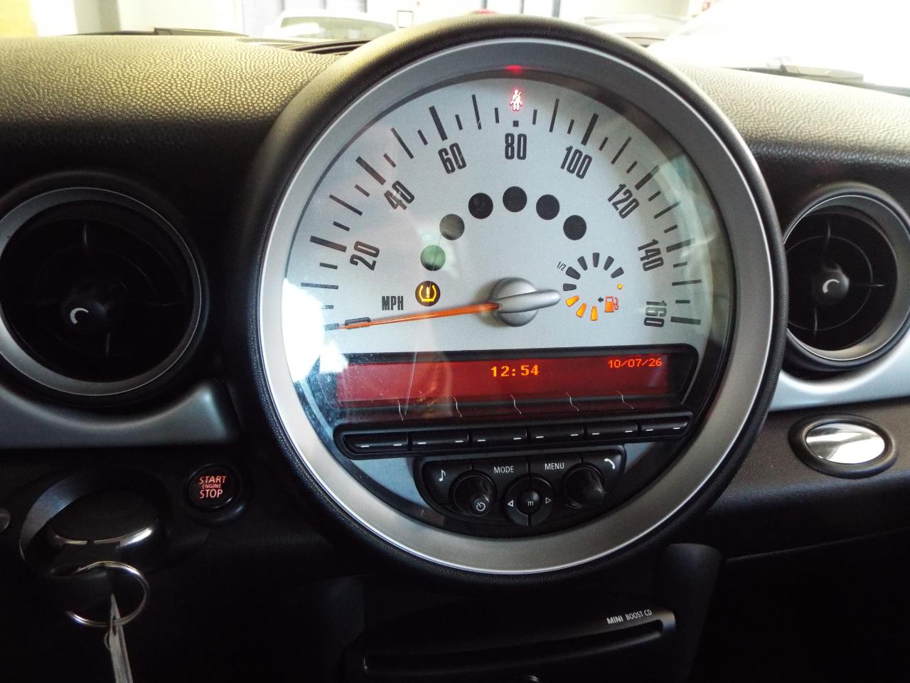 MINI Cooper Base 2D Hatchback 2013