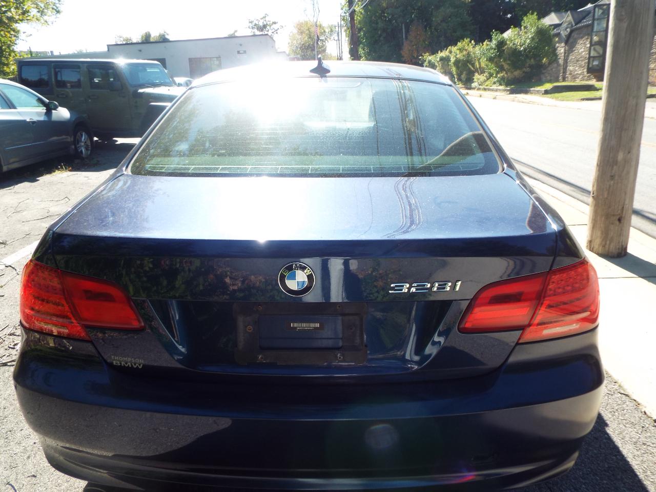 BMW 3-Series 328i xDrive Coupe - SULEV 2011