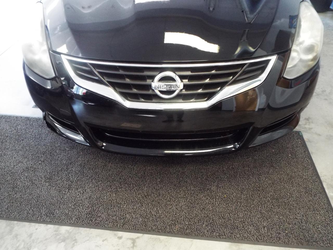 Nissan Altima 2.5 S Coupe 2010