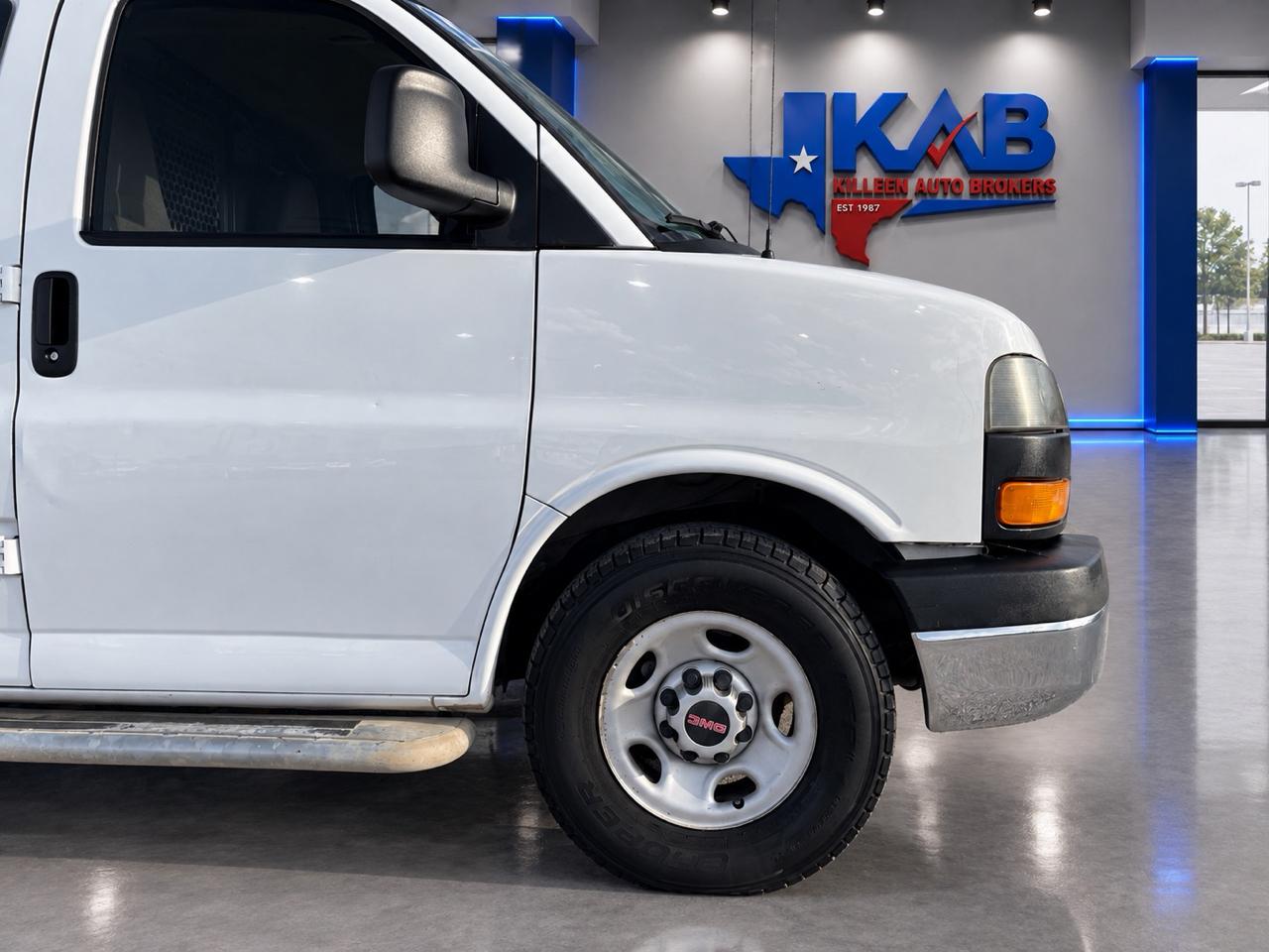 GMC Savana  2014
