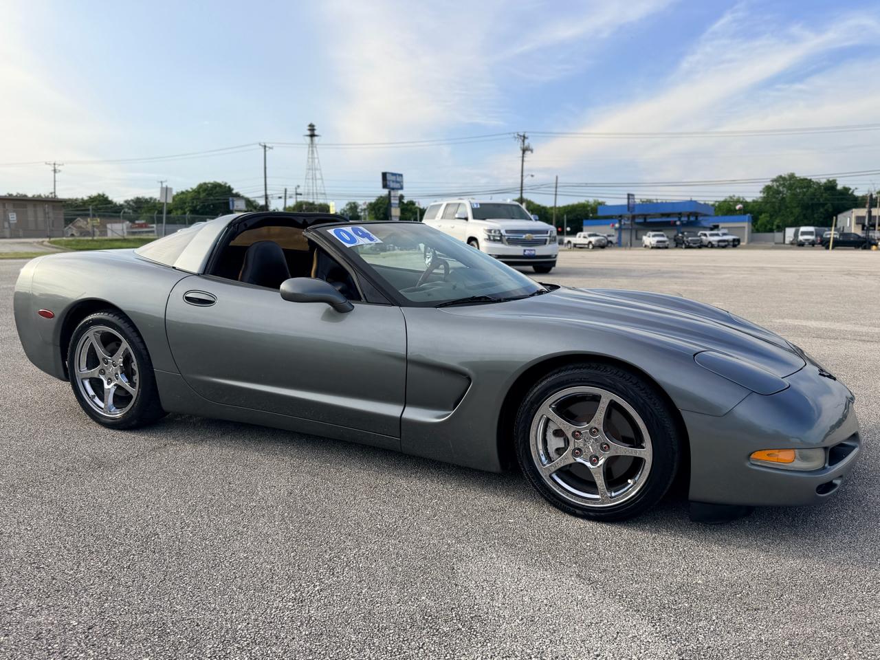 Chevrolet Corvette  2004