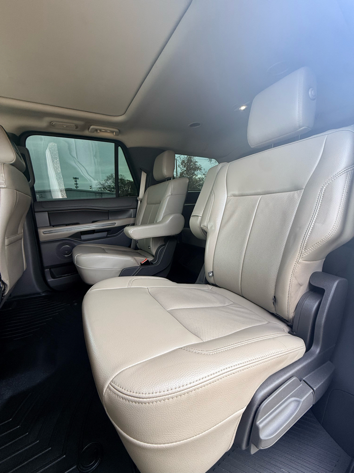 Ford Expedition  2020