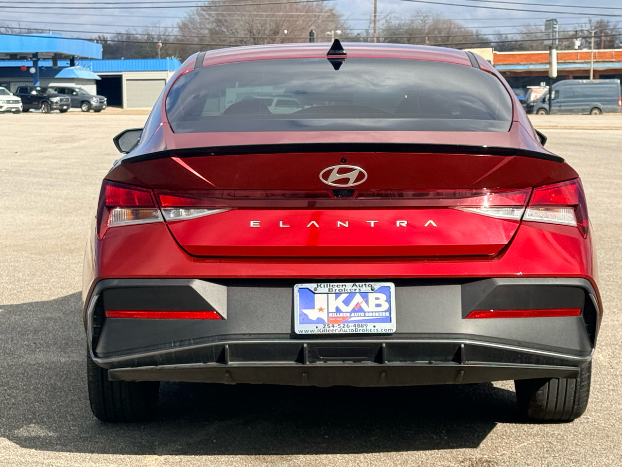 Hyundai Elantra  2025