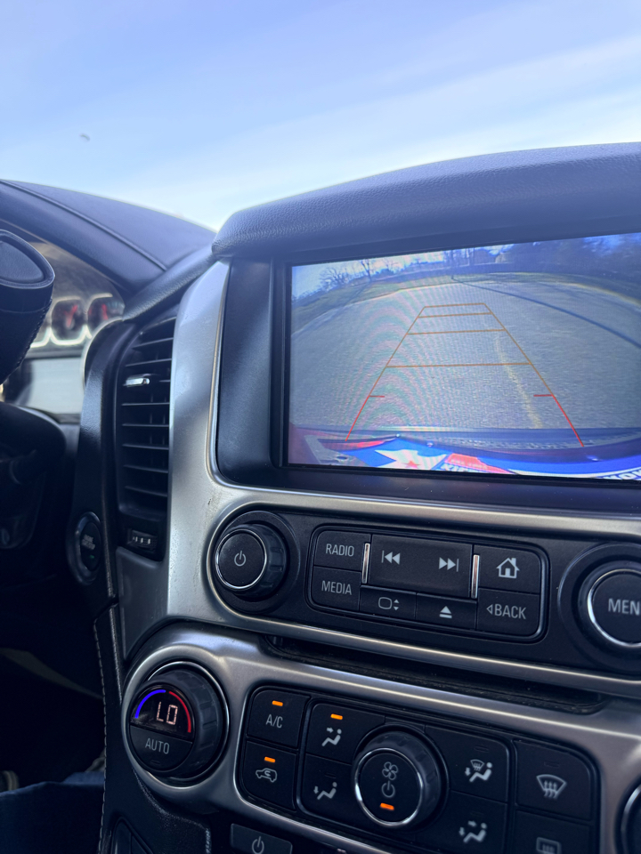 Chevrolet Suburban  2019