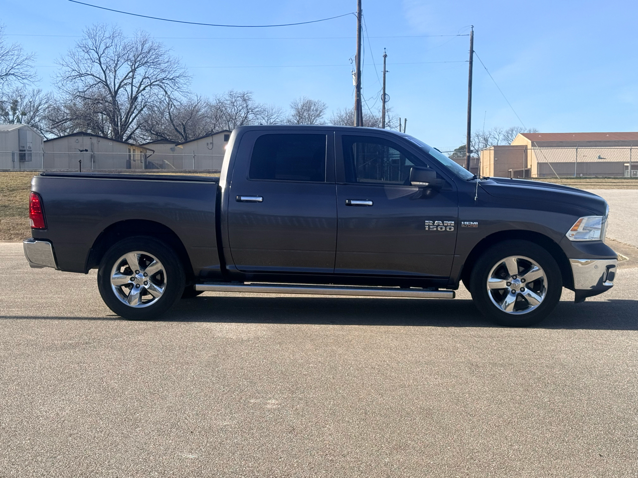 RAM 1500 2WD Crew Cab 149" Lone Star 2017