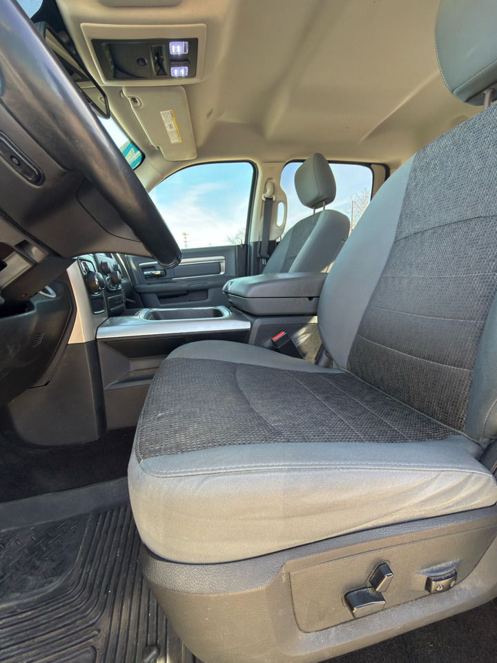 RAM 1500 2WD Crew Cab 149" Lone Star 2017