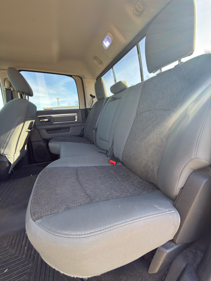 RAM 1500 2WD Crew Cab 149" Lone Star 2017