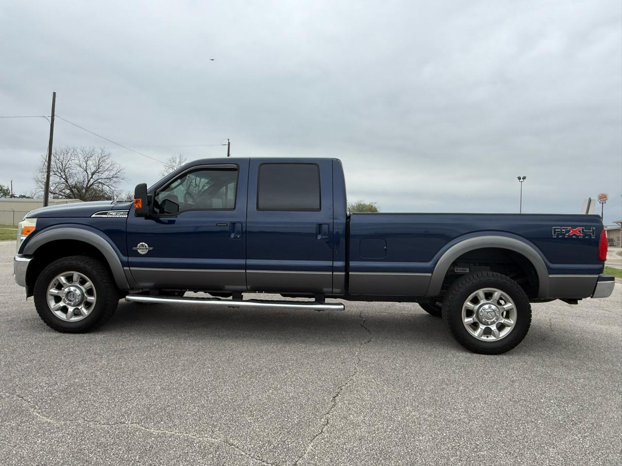 Ford F-350 SD  2011
