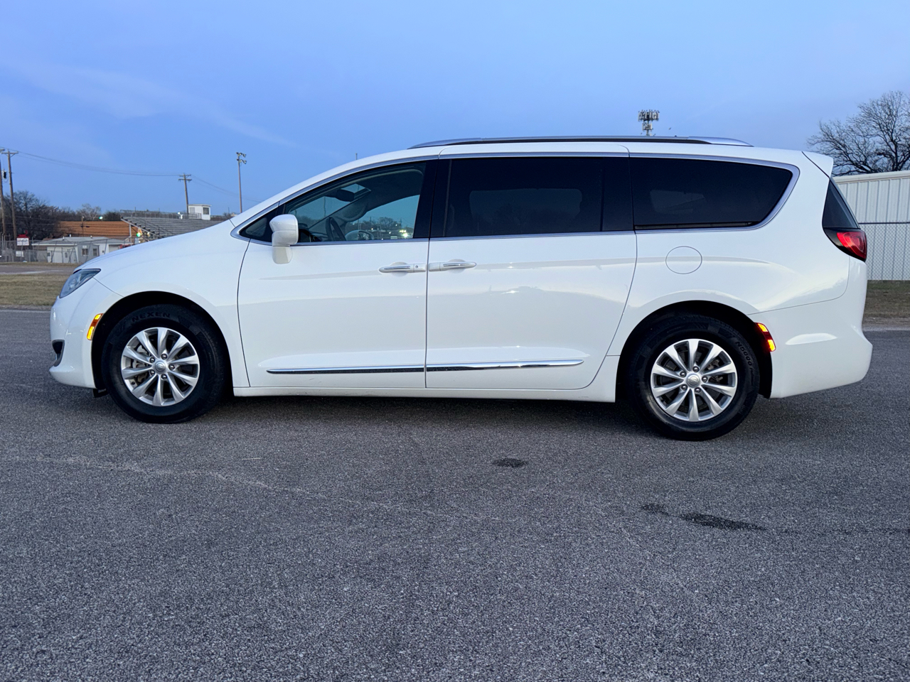 Chrysler Pacifica  2019