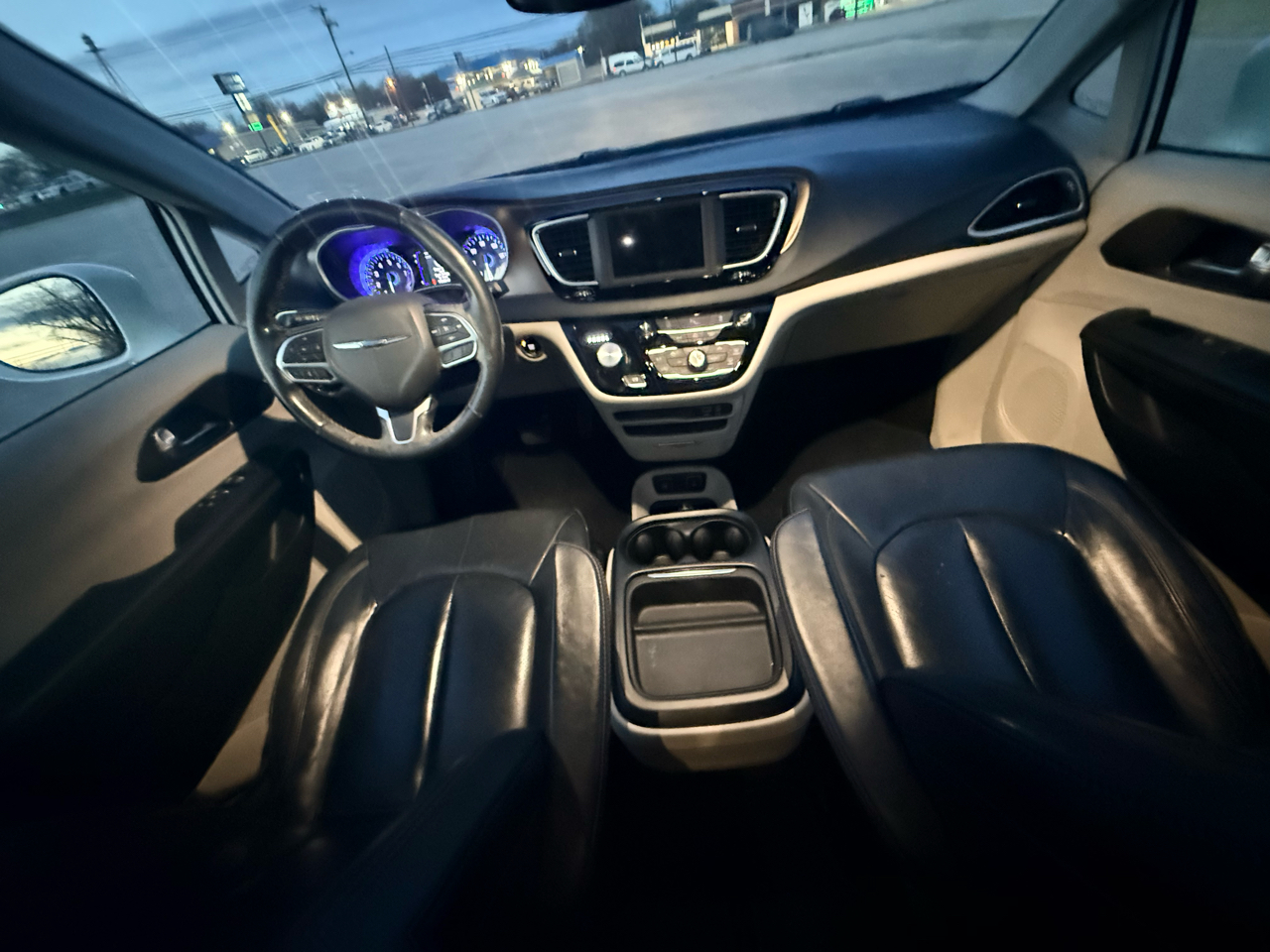Chrysler Pacifica  2019