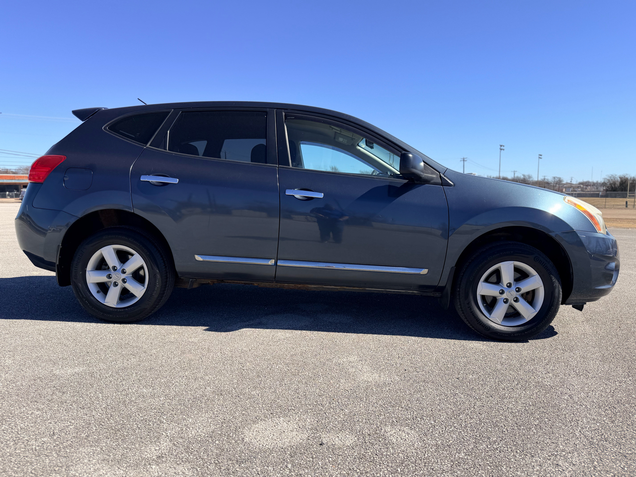 Nissan Rogue  2012