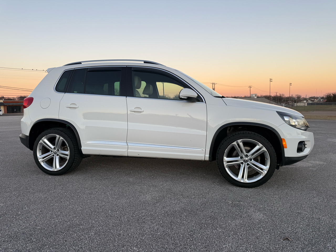 Volkswagen Tiguan  2014