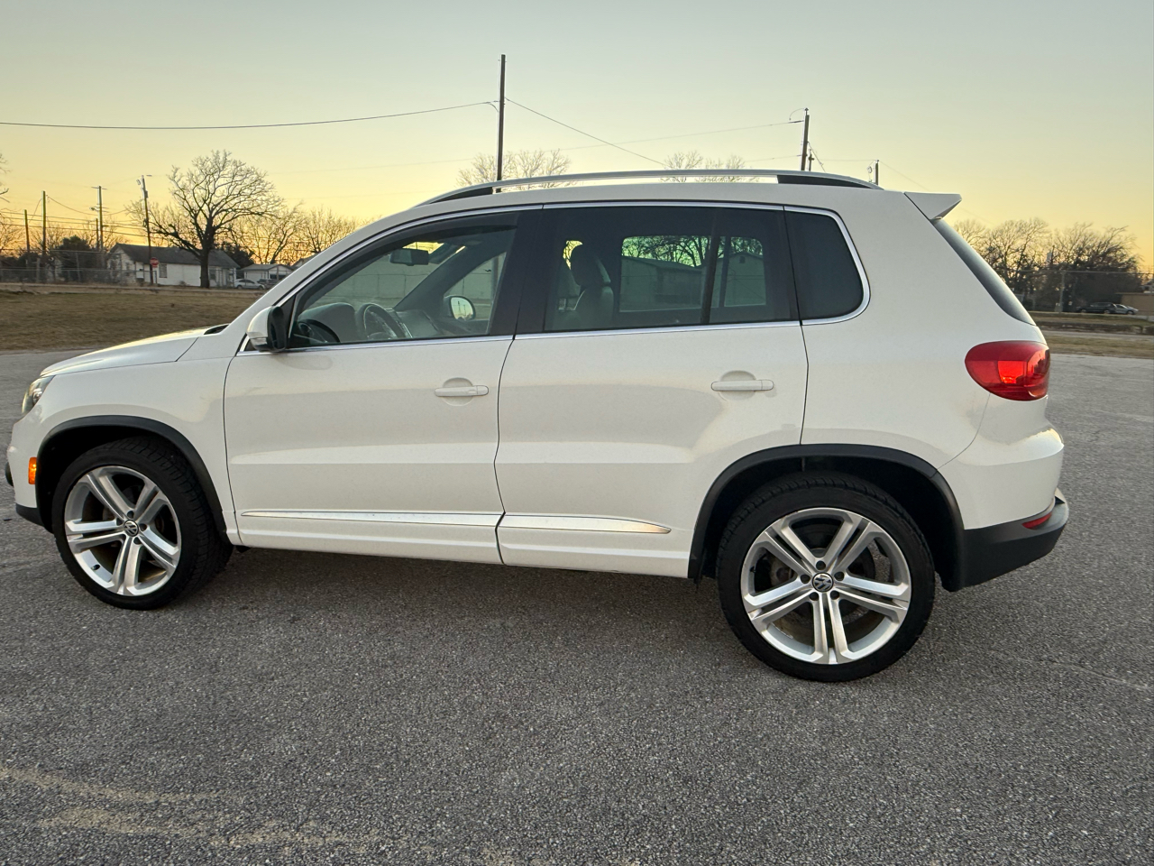 Volkswagen Tiguan  2014