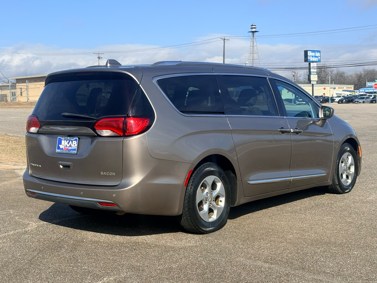Chrysler Pacifica  2017
