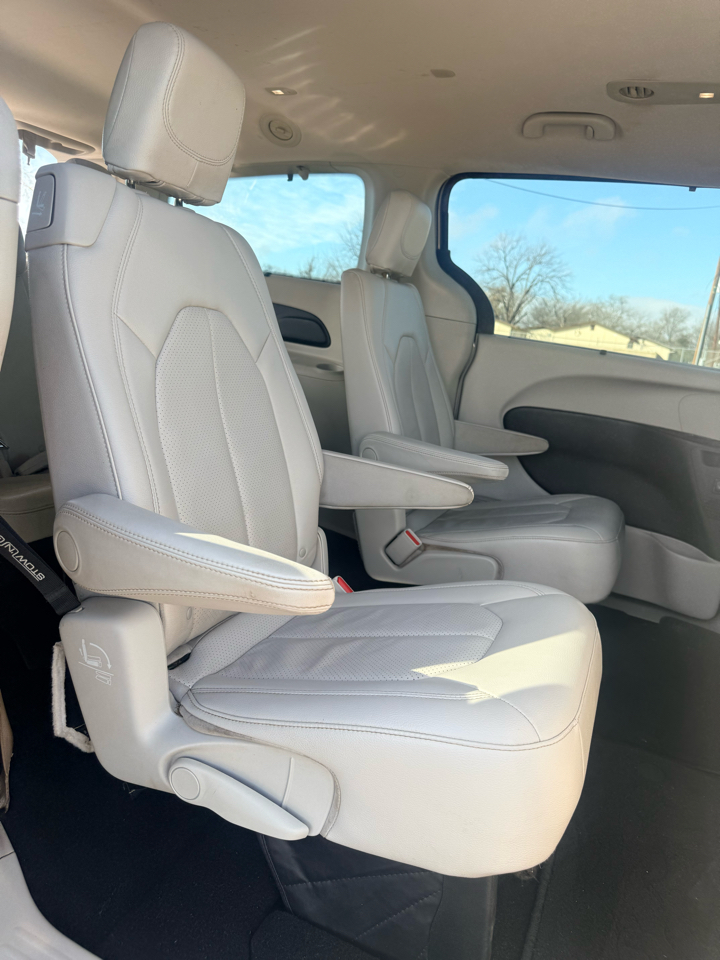 Chrysler Pacifica  2017