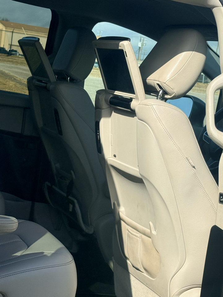 Chrysler Pacifica  2017