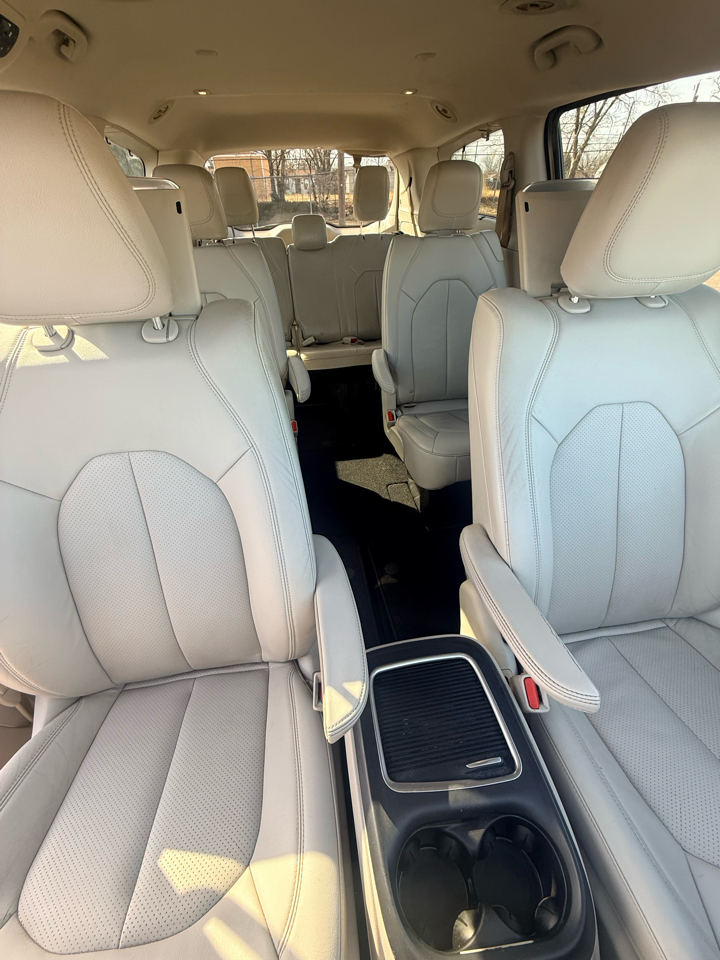 Chrysler Pacifica  2017