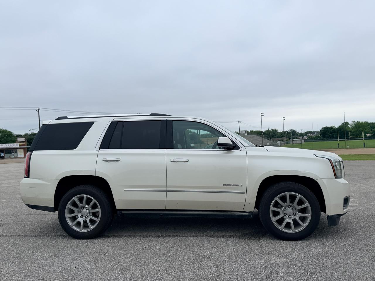 GMC Yukon Denali  2015
