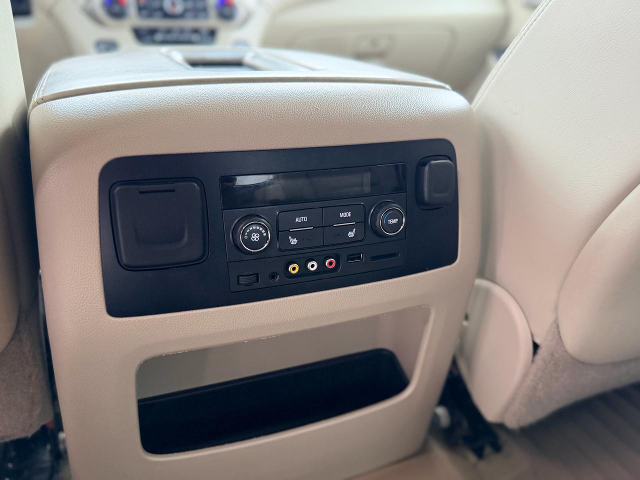 GMC Yukon Denali  2015