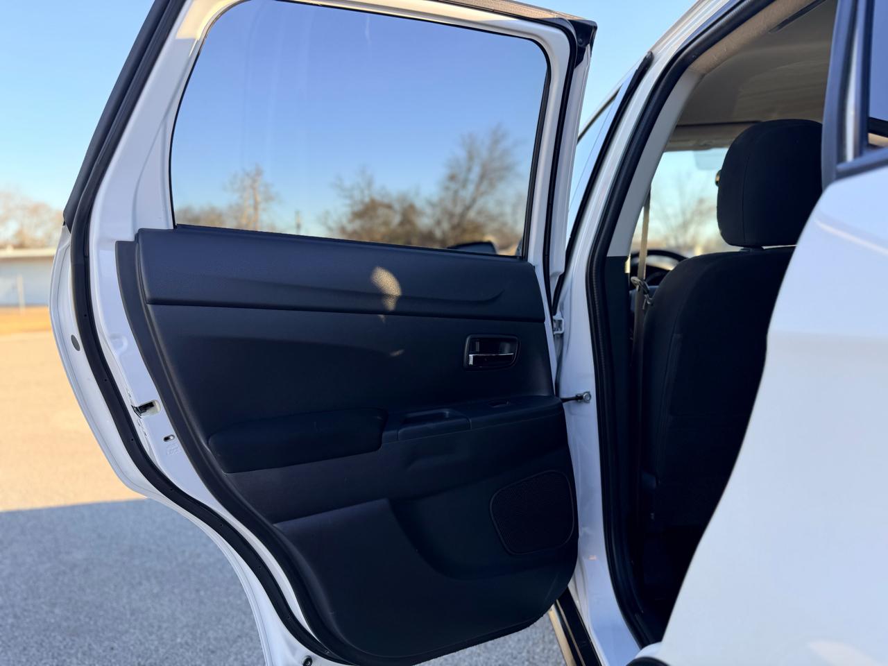 Mitsubishi Outlander Sport  2018