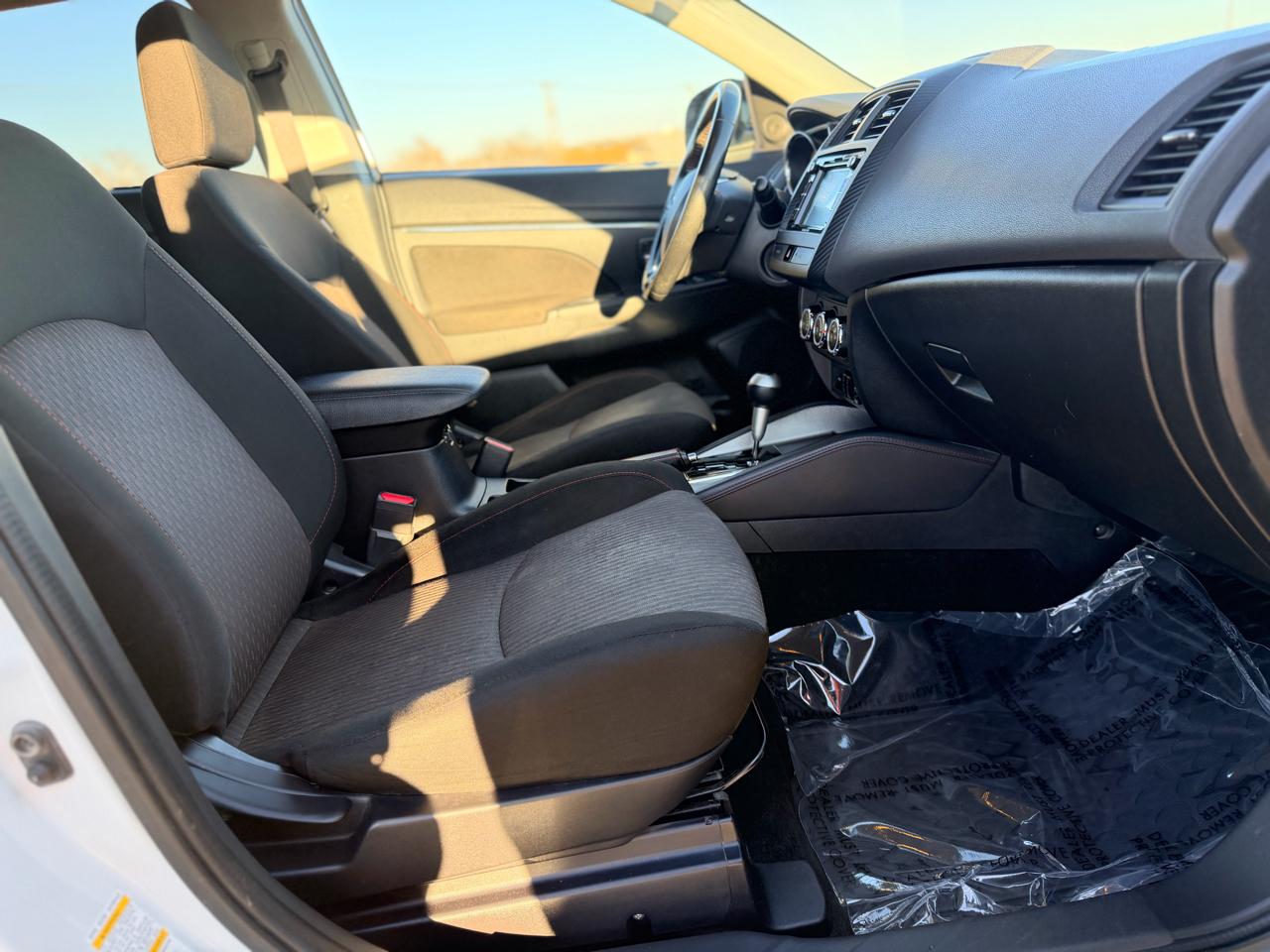 Mitsubishi Outlander Sport  2018