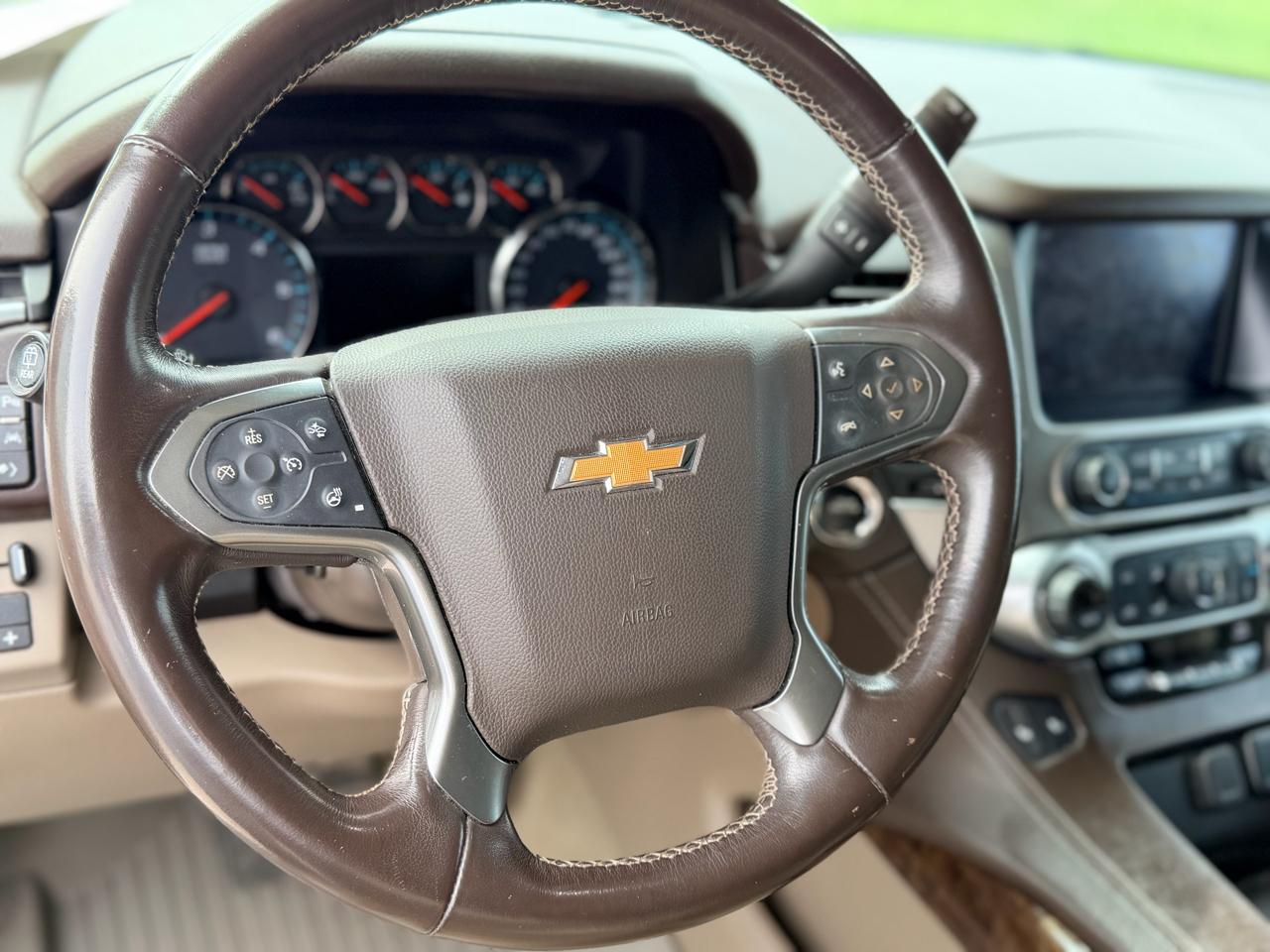 Chevrolet Suburban  2019