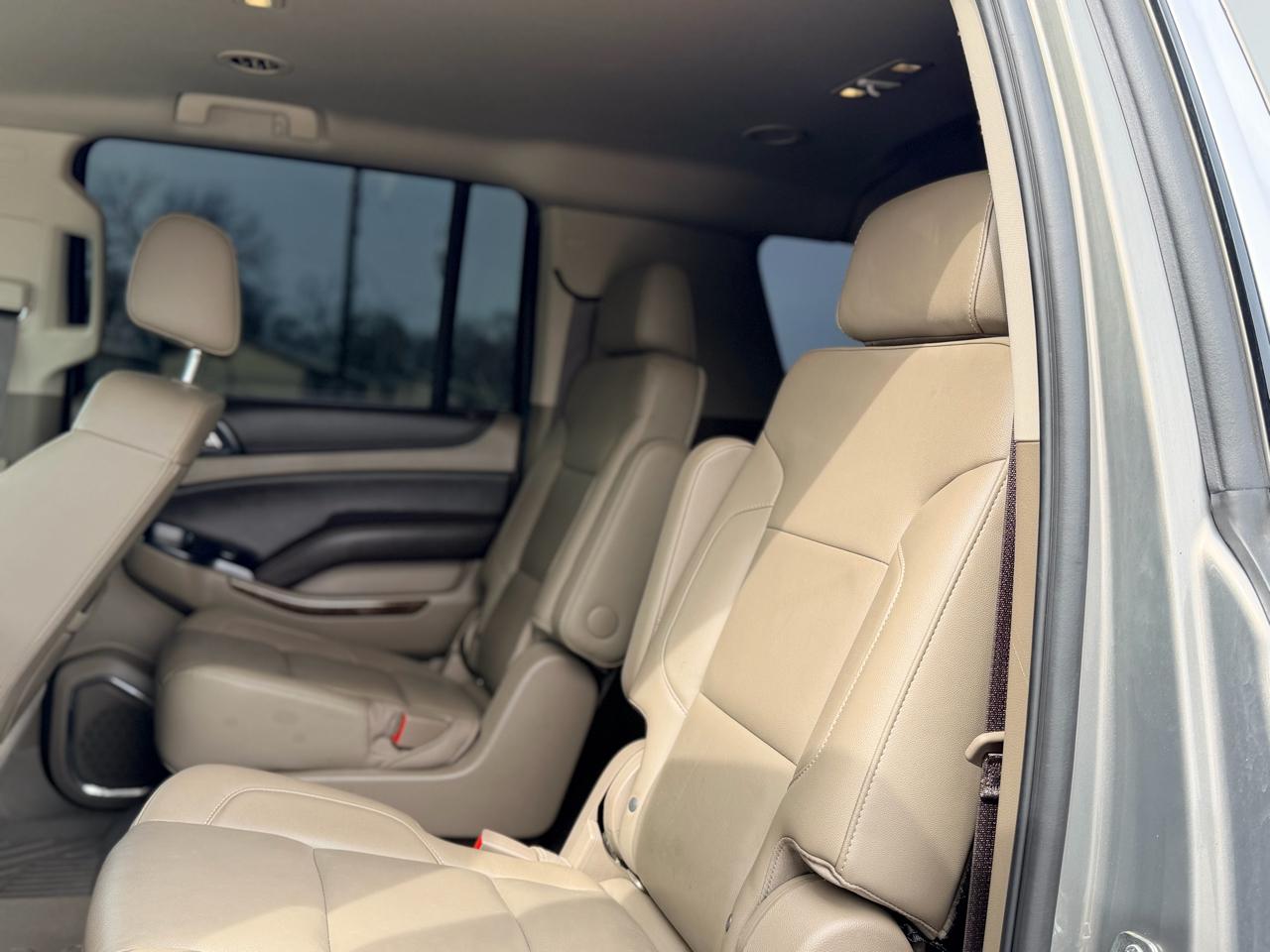 Chevrolet Suburban  2019