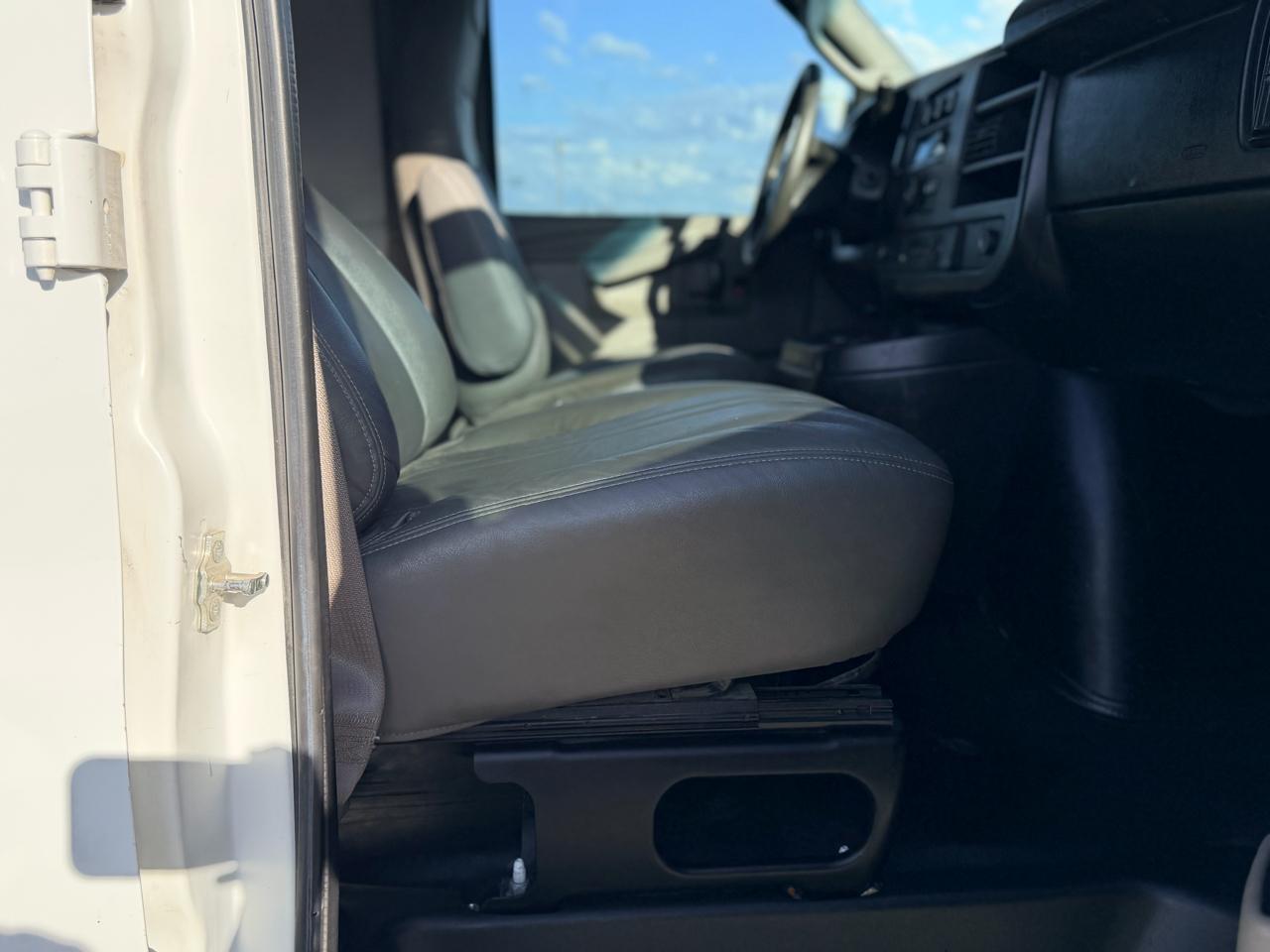 Chevrolet Express  2017