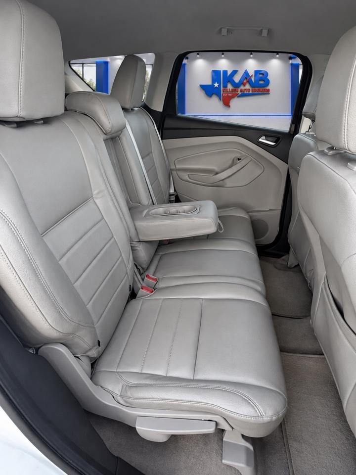 Ford Escape  2014