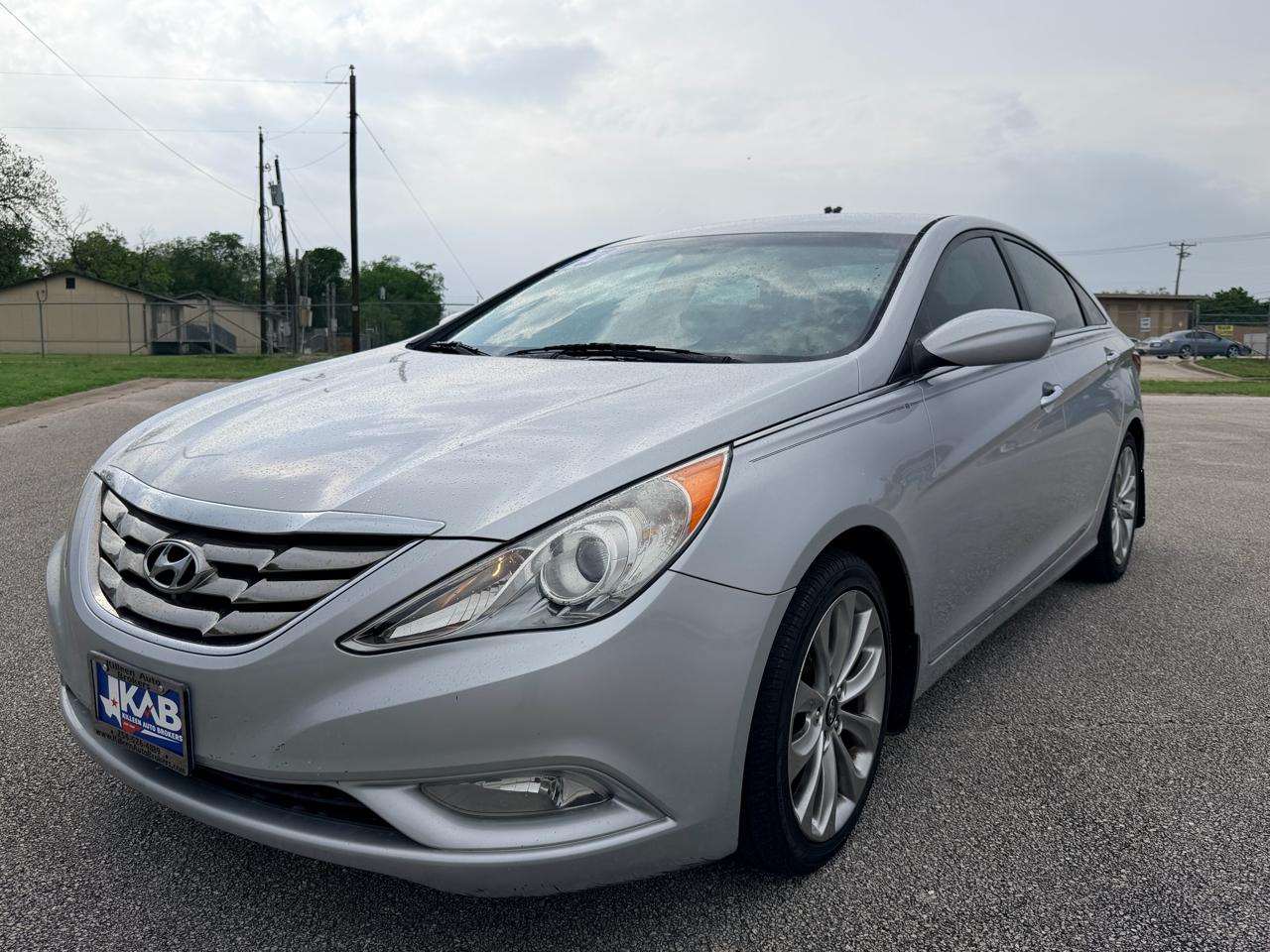 Hyundai Sonata  2013