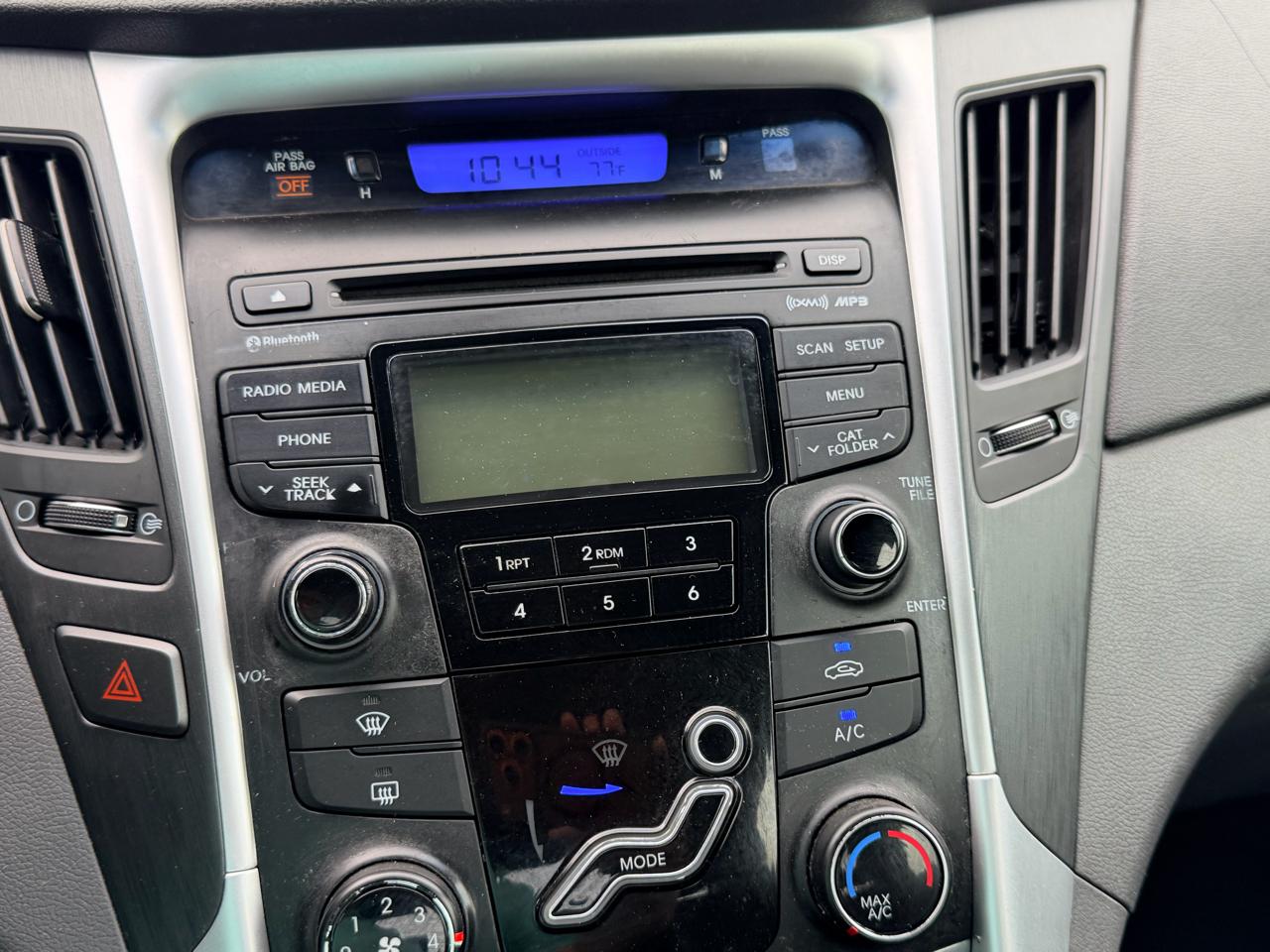 Hyundai Sonata  2013