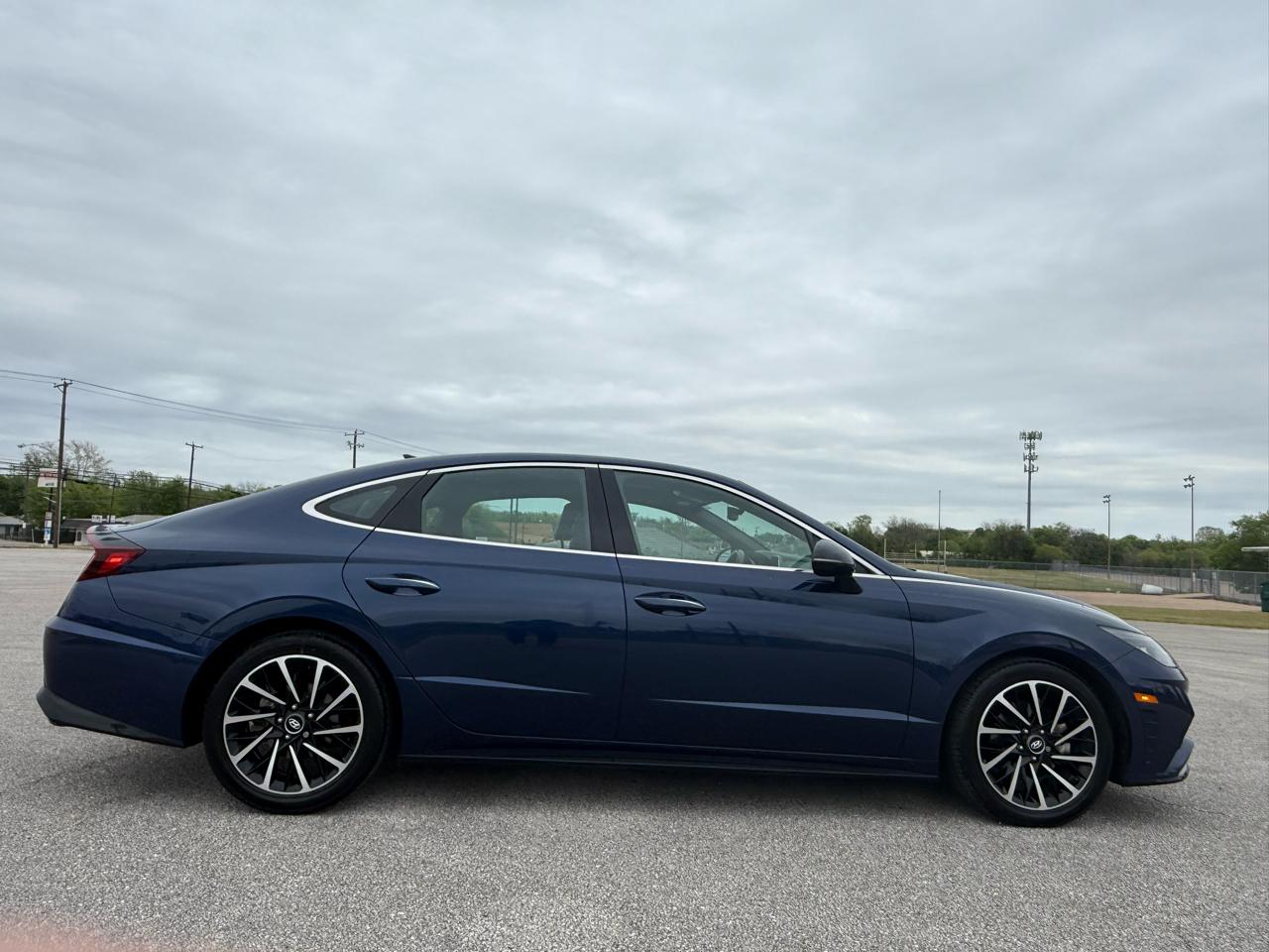 Hyundai Sonata  2020