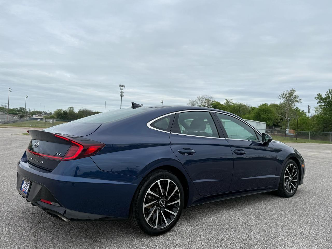 Hyundai Sonata  2020