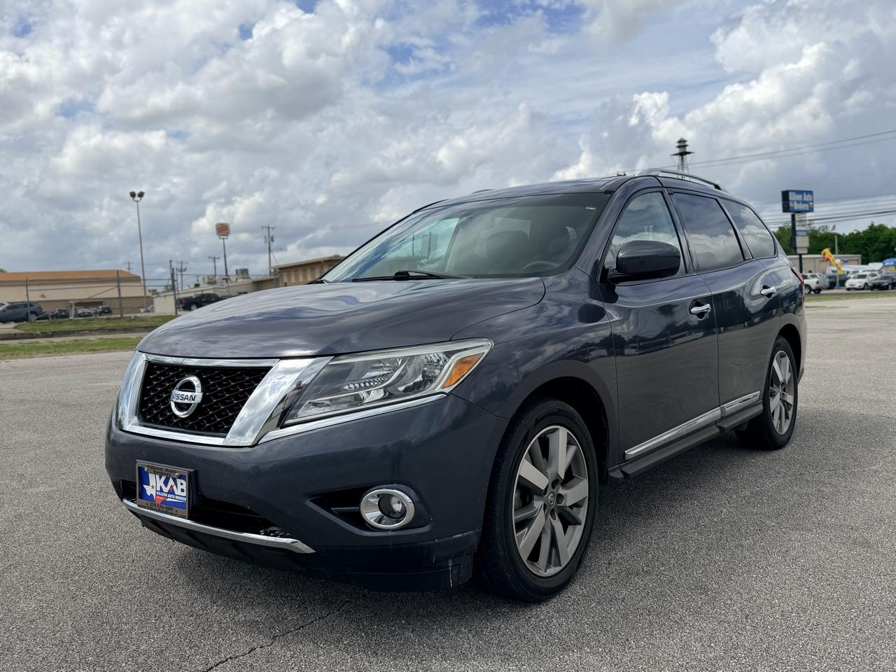 Nissan Pathfinder  2014